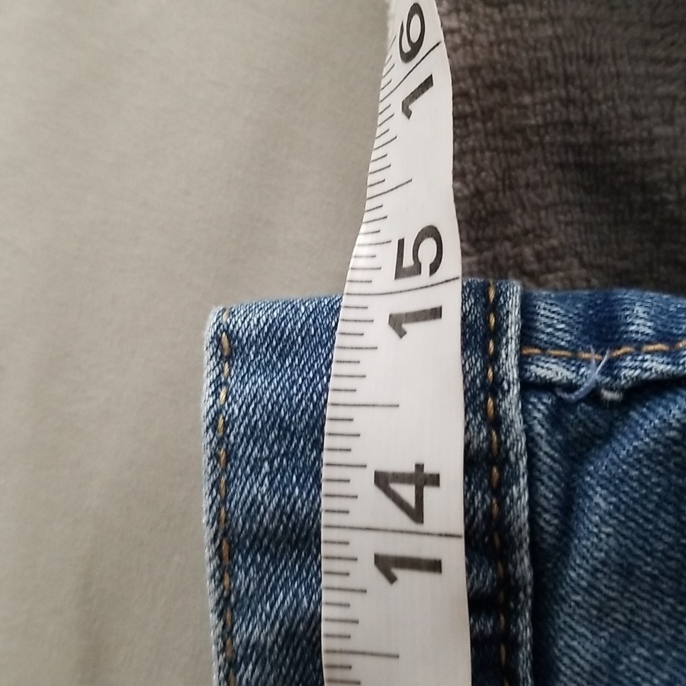 Old Navy Boy's Adjustable Waist Straight Leg Jeans - Picture 11 of 13